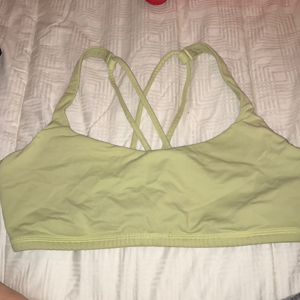 lululemon free to be bra